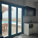 Thronos * אנו מרה