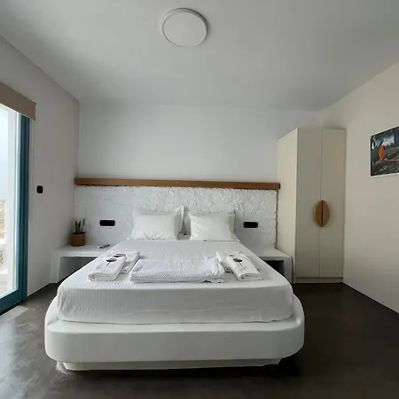 Thronos Apartamento *