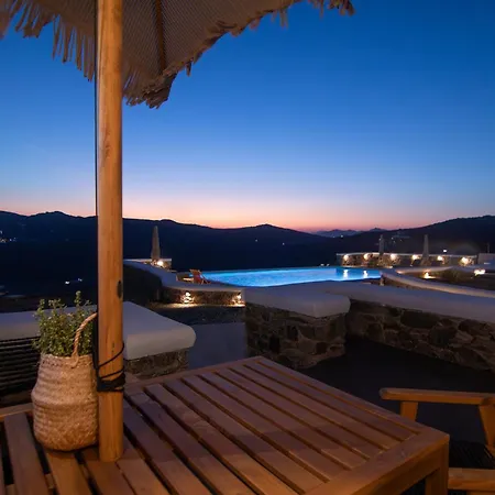 Апартаменты Thronos *