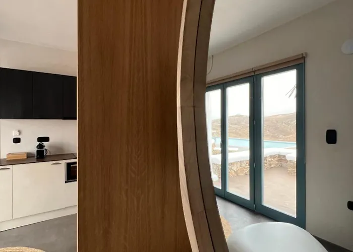 Thronos Apartment Ano Mera