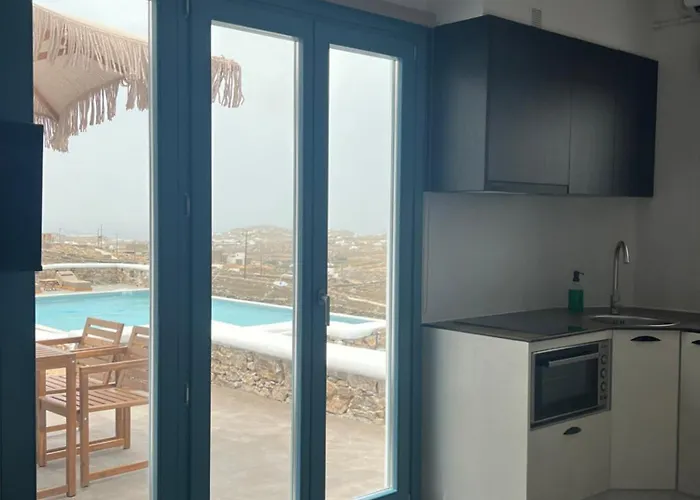 Thronos * אנו מרה